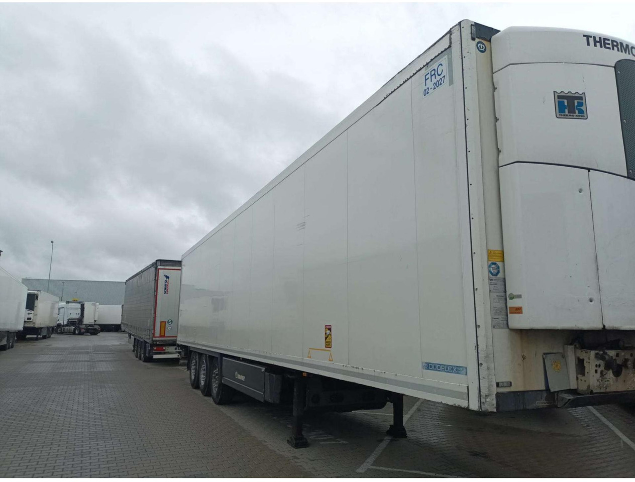2018 Krone SDR Double Deck Cool Liner FP60 ThermoKing SLXi 300 Lifting Axle - Refrigerator semi-trailer: picture 4 2018 Krone SDR Double Deck Cool Liner FP60 ThermoKing SLXi 300 Lifting Axle - Refrigerator semi-trailer: picture 4