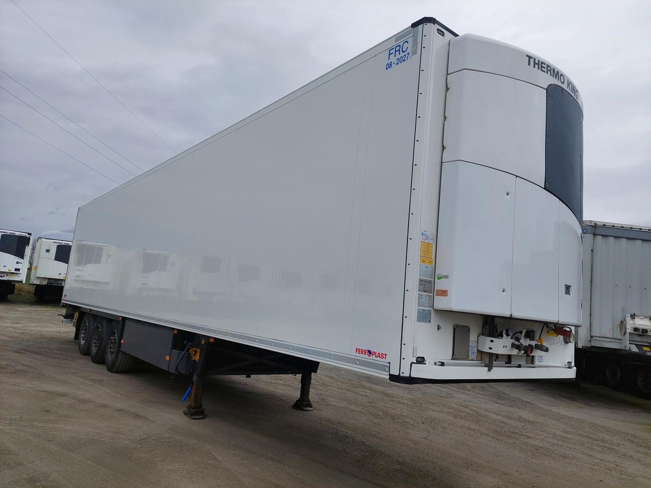 2018 Schmitz Cargobull Double Deck FP 60 ThermoKing SLXi 300 Lifting Axle - Refrigerator semi-trailer: picture 5 2018 Schmitz Cargobull Double Deck FP 60 ThermoKing SLXi 300 Lifting Axle - Refrigerator semi-trailer: picture 5