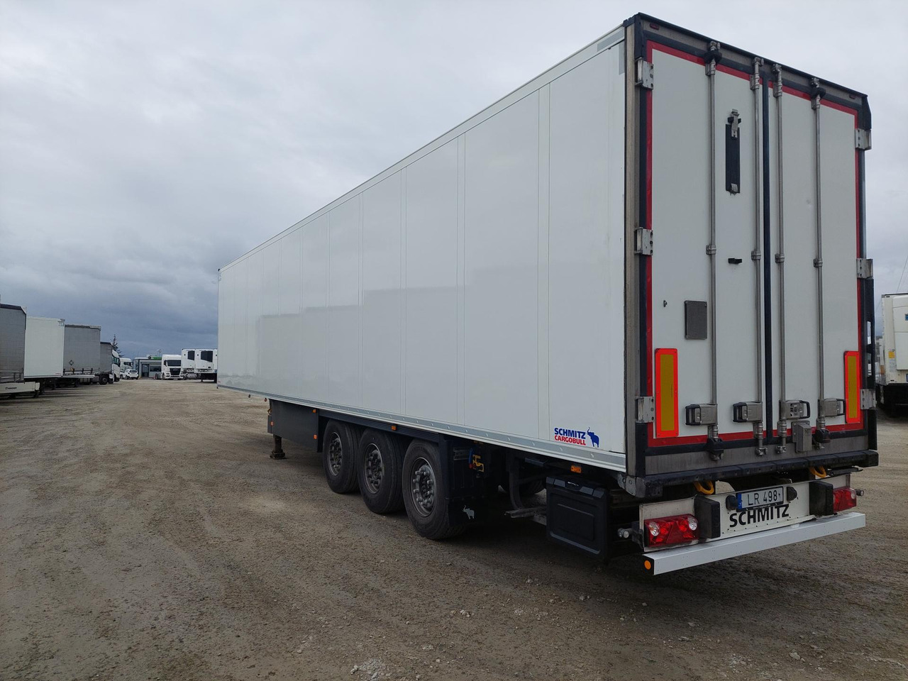 2018 Schmitz Cargobull Double Deck FP 60 ThermoKing SLXi 300 Lifting Axle - Refrigerator semi-trailer: picture 3 2018 Schmitz Cargobull Double Deck FP 60 ThermoKing SLXi 300 Lifting Axle - Refrigerator semi-trailer: picture 3