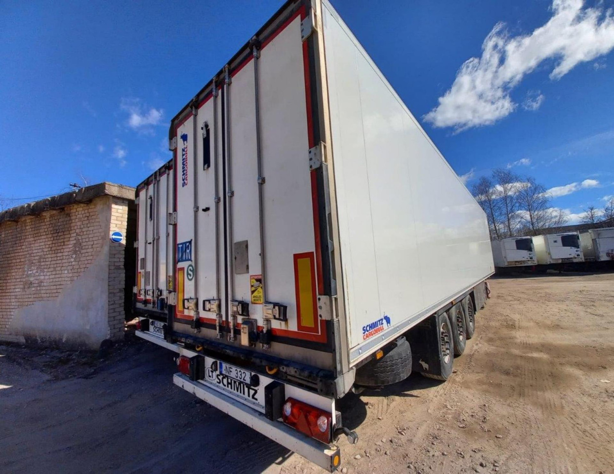 2019/2020 Schmitz Cargobull SKO FP 60 ThermoKing SLXi 300 - Refrigerator semi-trailer: picture 5 2019/2020 Schmitz Cargobull SKO FP 60 ThermoKing SLXi 300 - Refrigerator semi-trailer: picture 5