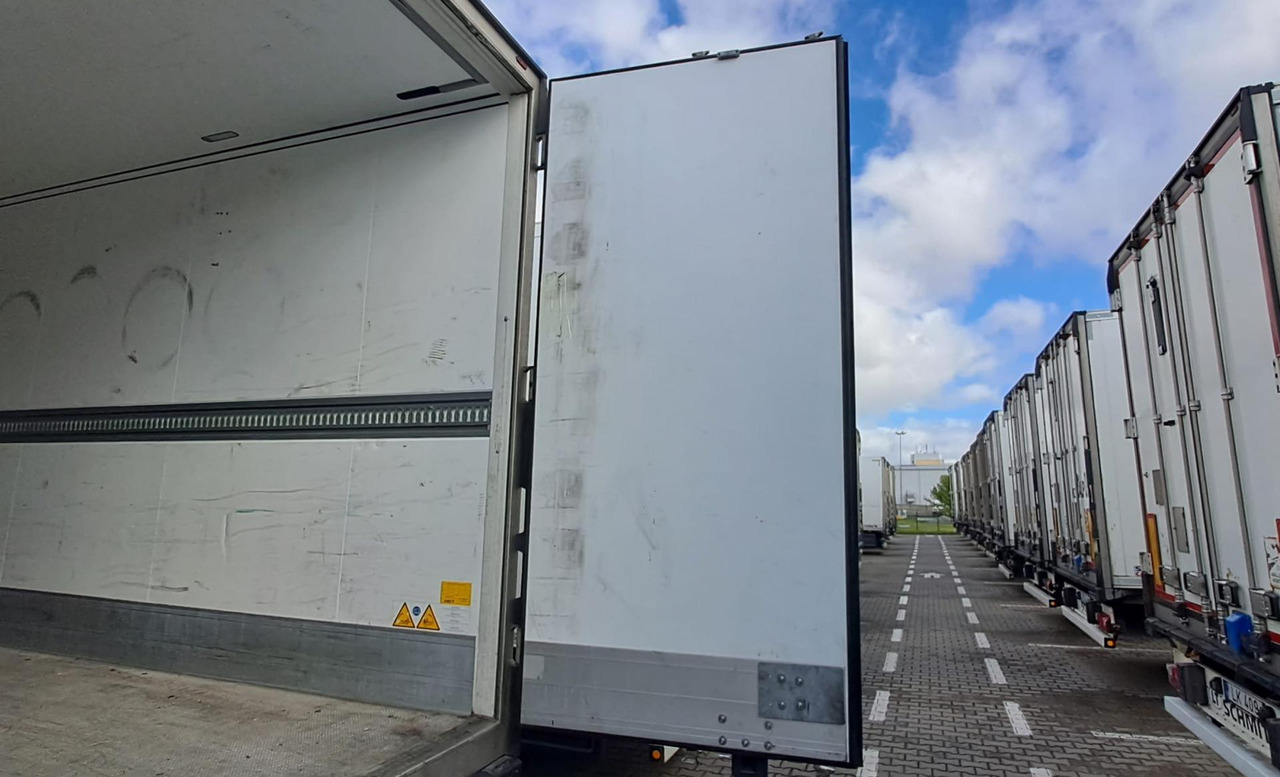 2019/2020 Schmitz Cargobull SKO FP 60 ThermoKing SLXi 300 - Refrigerator semi-trailer: picture 3 2019/2020 Schmitz Cargobull SKO FP 60 ThermoKing SLXi 300 - Refrigerator semi-trailer: picture 3
