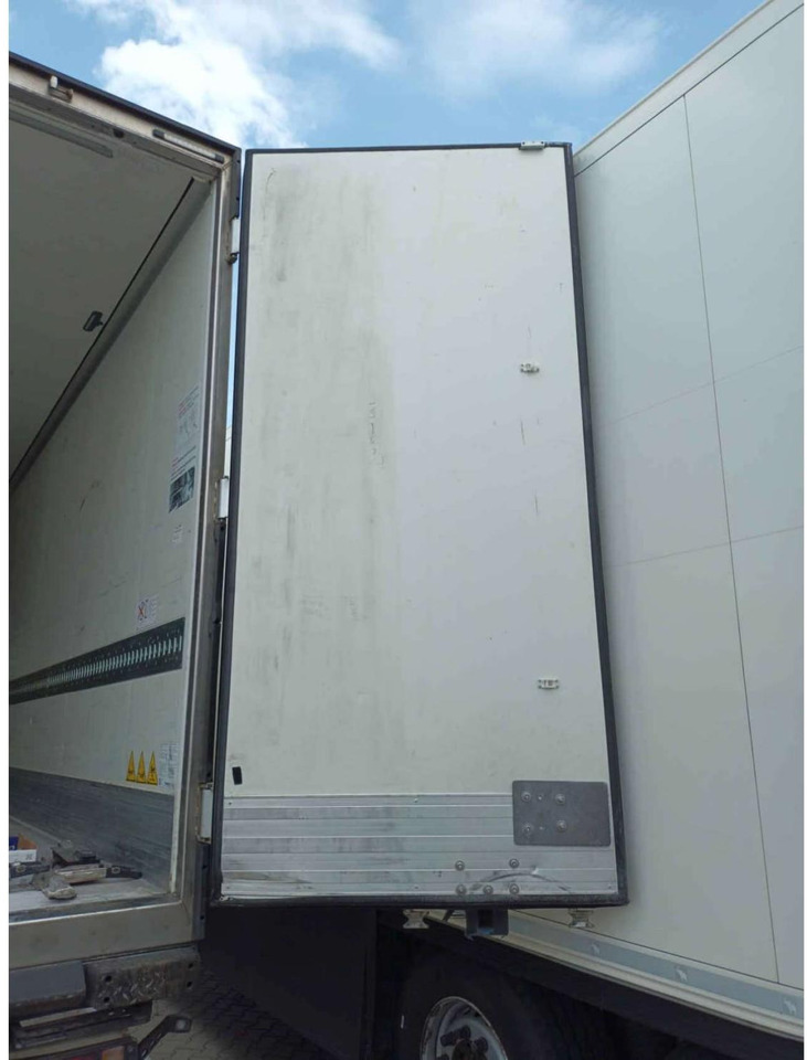 2021 Krone SDR Cool Liner FP 60 ThermoKing SLXi 300 - Refrigerator semi-trailer: picture 4 2021 Krone SDR Cool Liner FP 60 ThermoKing SLXi 300 - Refrigerator semi-trailer: picture 4