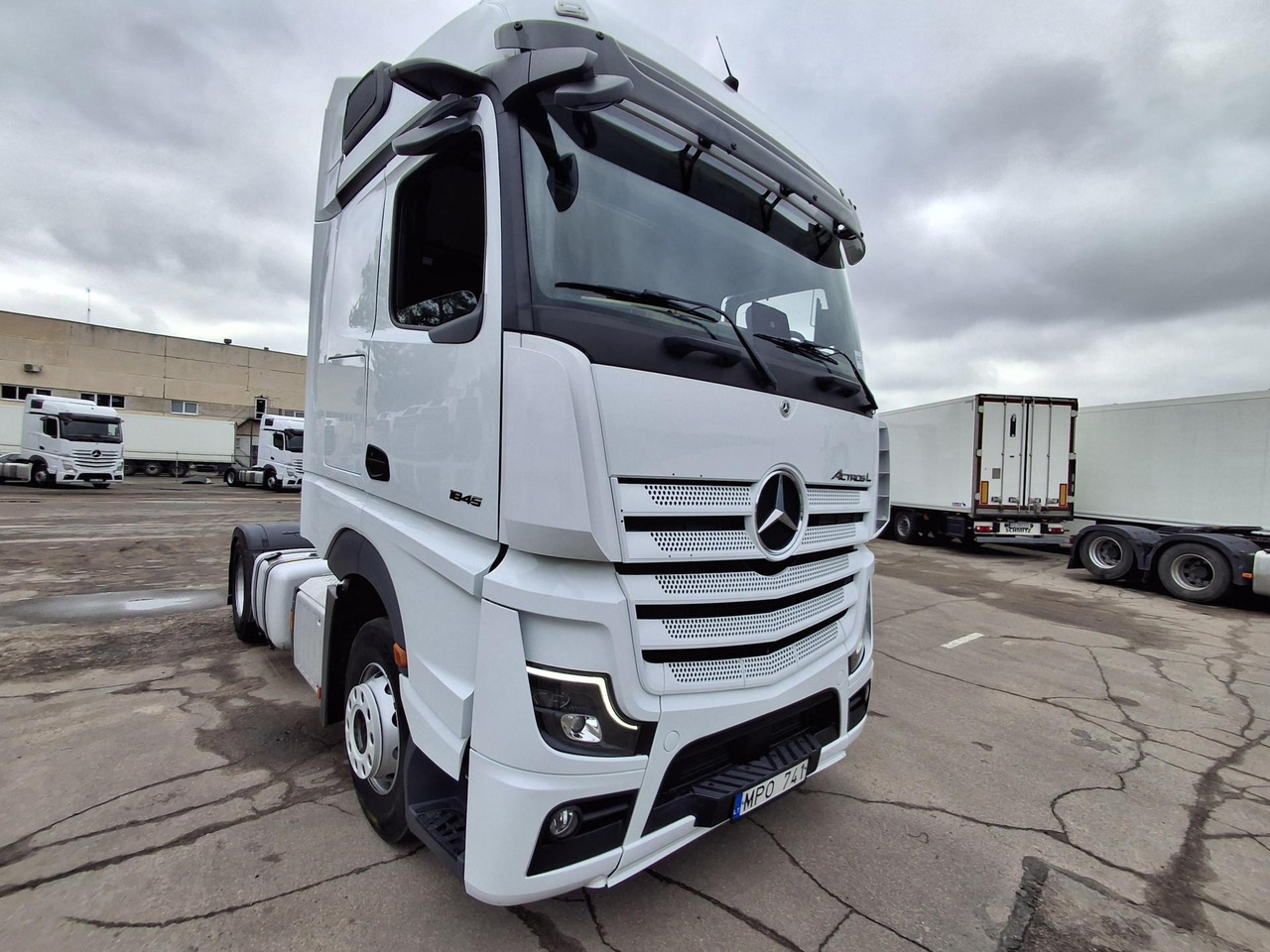 2023 Mercedes-Benz Actros 5 1845 BigSpace - Tractor unit: picture 3 2023 Mercedes-Benz Actros 5 1845 BigSpace - Tractor unit: picture 3