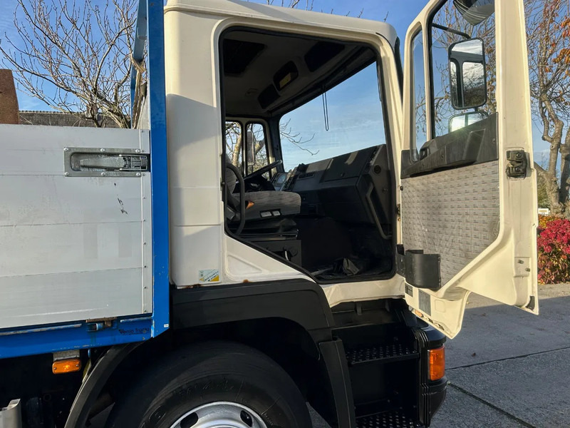 Crane truck MAN 19.272 F90 / NL TRUCK / 4X2 / EURO1 / ATLAS AK140.1-6,2/1 / MANUAL / FIRST OWNER: picture 18 Crane truck MAN 19.272 F90 / NL TRUCK / 4X2 / EURO1 / ATLAS AK140.1-6,2/1 / MANUAL / FIRST OWNER: picture 18