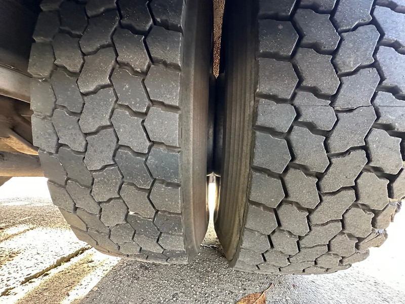 Crane truck MAN 19.272 F90 / NL TRUCK / 4X2 / EURO1 / ATLAS AK140.1-6,2/1 / MANUAL / FIRST OWNER: picture 9 Crane truck MAN 19.272 F90 / NL TRUCK / 4X2 / EURO1 / ATLAS AK140.1-6,2/1 / MANUAL / FIRST OWNER: picture 9