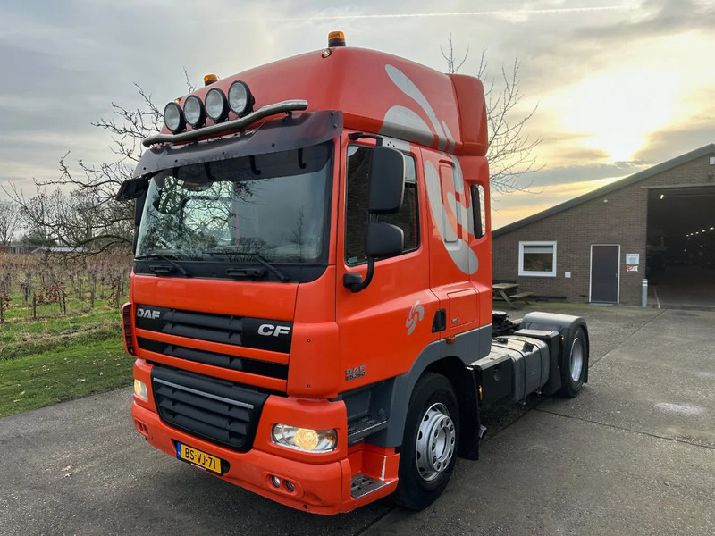 DAF CF 85.360 / EURO5 / NL TRUCK / 4X2 / NEW TACHO / SPACECAB / AIRCO / AUTOMATIC - Tractor unit: picture 1 DAF CF 85.360 / EURO5 / NL TRUCK / 4X2 / NEW TACHO / SPACECAB / AIRCO / AUTOMATIC - Tractor unit: picture 1