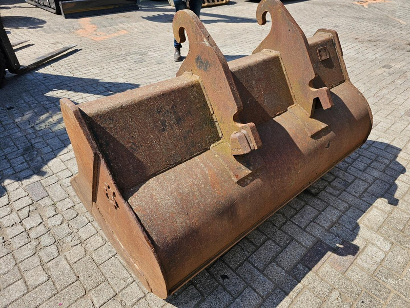 C. Klein Slotenbak - Bucket for Excavator: picture 5 C. Klein Slotenbak - Bucket for Excavator: picture 5