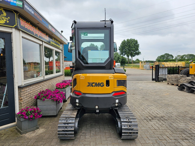 XCMG XE27U - Mini excavator: picture 4 XCMG XE27U - Mini excavator: picture 4