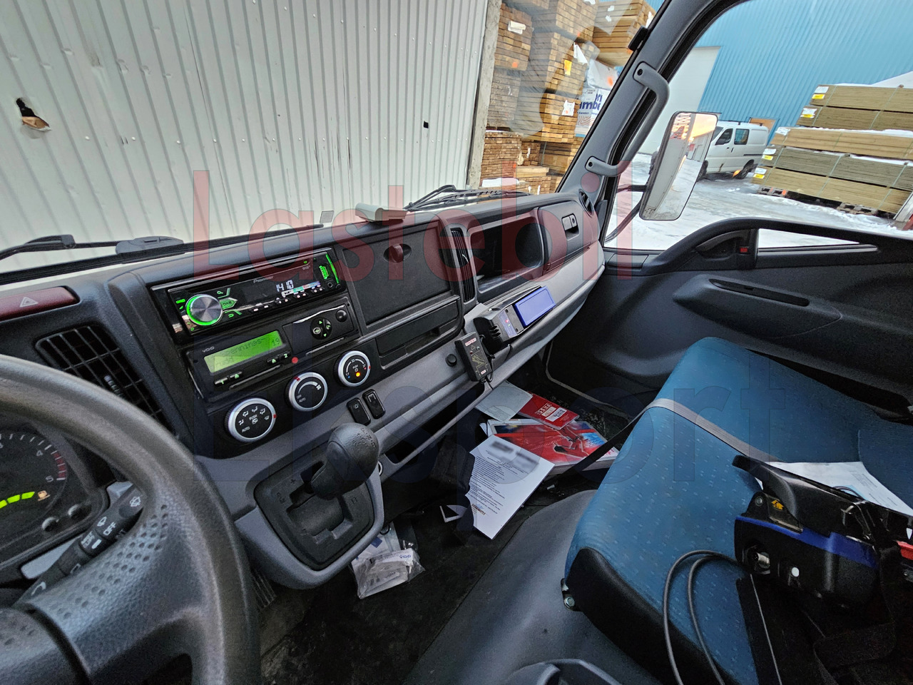 MITSUBISHI Fuso CANTER / FASSI F50 / LOW KM on lease MITSUBISHI Fuso CANTER / FASSI F50 / LOW KM: picture 35 MITSUBISHI Fuso CANTER / FASSI F50 / LOW KM on lease MITSUBISHI Fuso CANTER / FASSI F50 / LOW KM: picture 35