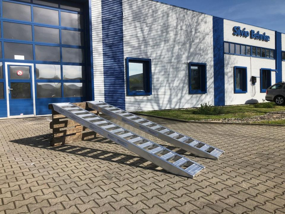 Alurampen Satz 2,5m 2000KG Minibagger Minilader Quad Auffahrrampe *INKL.19% MWST* - Loading ramp: picture 4 Alurampen Satz 2,5m 2000KG Minibagger Minilader Quad Auffahrrampe *INKL.19% MWST* - Loading ramp: picture 4