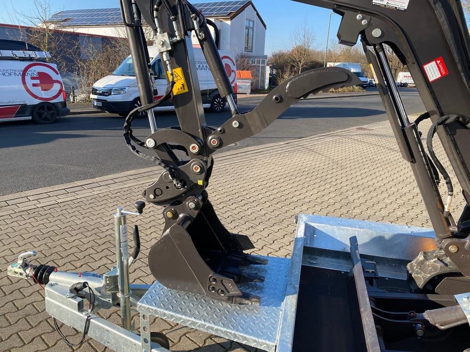 Minibagger BK2000NKSR + Tieflader + Zubehör *INKL.19% MWST*BERGER KRAUS*KUBOTA* KLIMA*SCHWENKARM*VERSTELLFAHRWERK* - Mini excavator, Trailer: picture 5 Minibagger BK2000NKSR + Tieflader + Zubehör *INKL.19% MWST*BERGER KRAUS*KUBOTA* KLIMA*SCHWENKARM*VERSTELLFAHRWERK* - Mini excavator, Trailer: picture 5