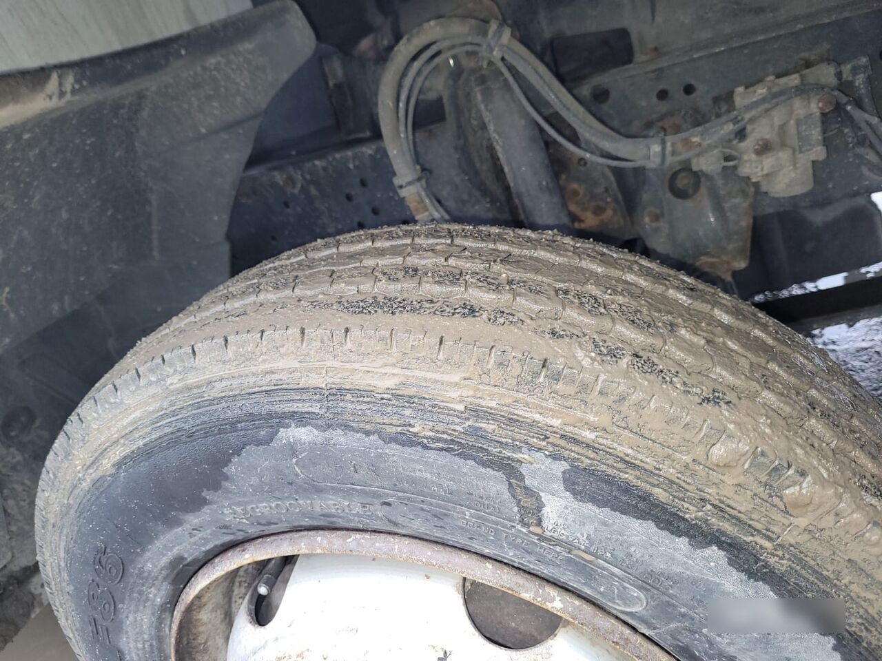 Dropside/ Flatbed truck Mercedes-Benz Atego 815: picture 11