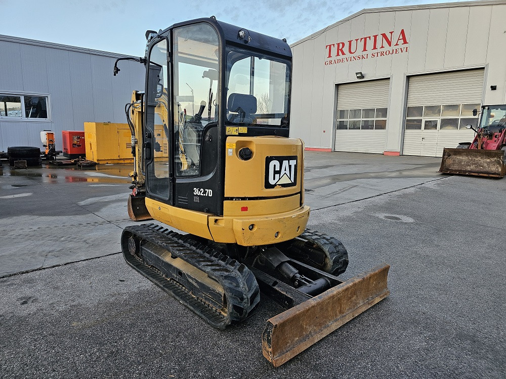 CATERPILLAR 302.7DCR - Mini excavator: picture 2 CATERPILLAR 302.7DCR - Mini excavator: picture 2