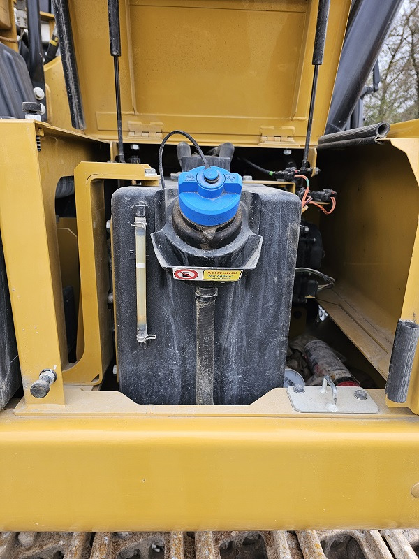 Crawler excavator CATERPILLAR 323-07B: picture 15