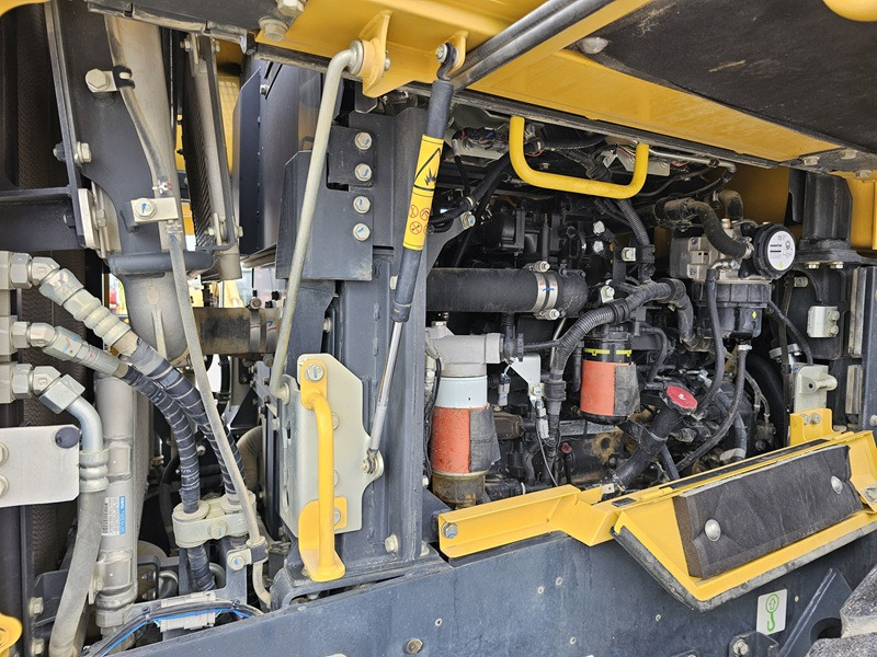 Wheel loader KOMATSU WA380-8: picture 18 Wheel loader KOMATSU WA380-8: picture 18