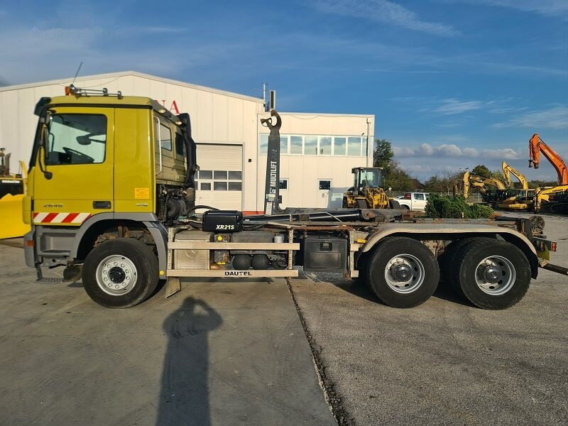 Mercedes-Benz DB2646 - Hook lift truck: picture 2 Mercedes-Benz DB2646 - Hook lift truck: picture 2