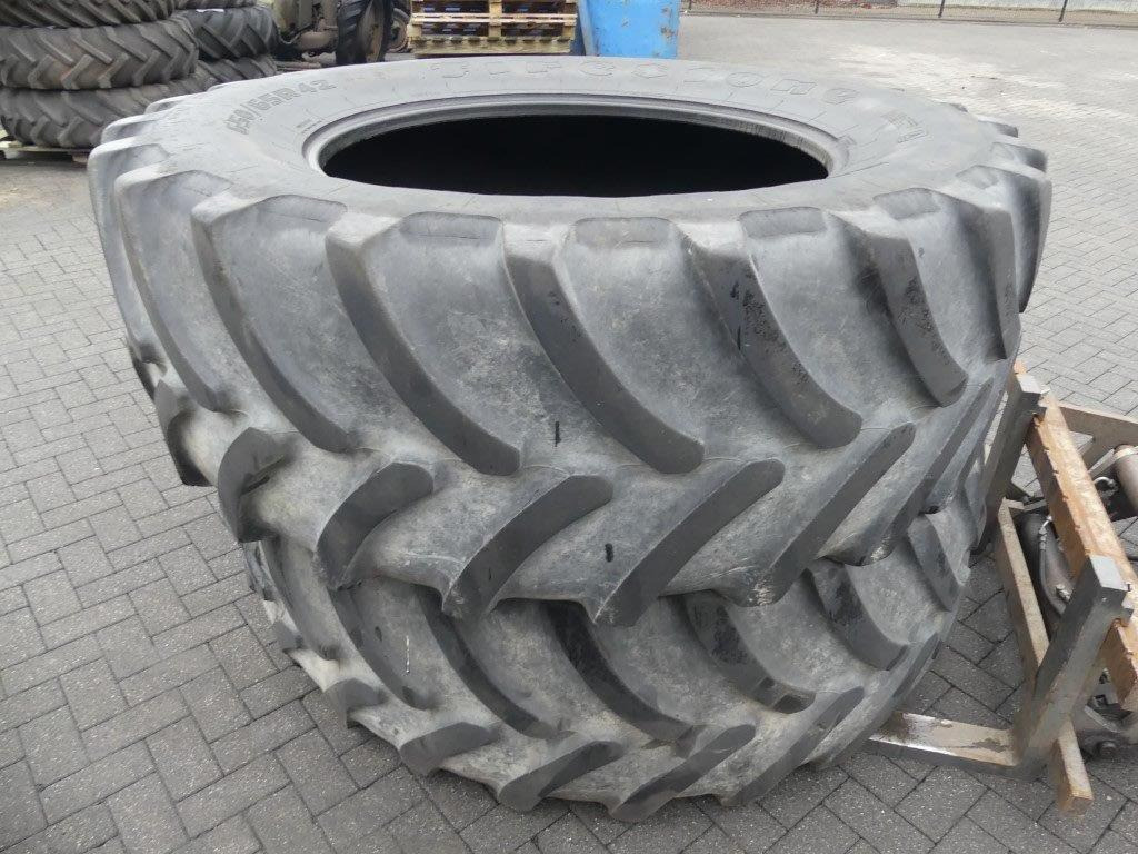 2x Michelin 650/65R42 - Tire: picture 3 2x Michelin 650/65R42 - Tire: picture 3
