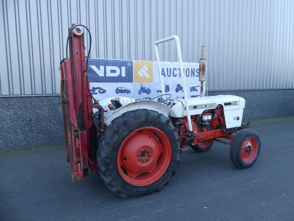 Farm tractor David Brown 885: picture 11