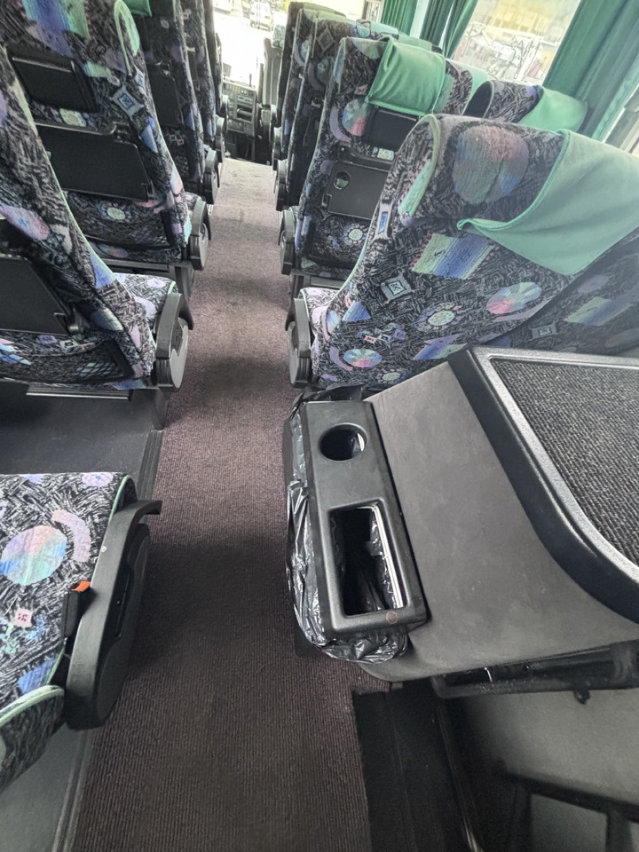 Coach MAN: picture 13 Coach MAN: picture 13