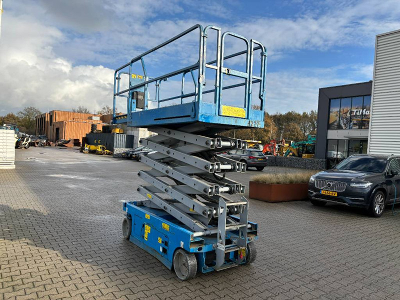 Genie GS-3246 - Scissor lift: picture 4 Genie GS-3246 - Scissor lift: picture 4