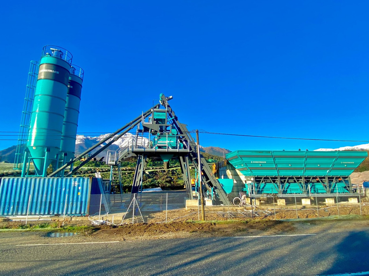 Constmach 100 m³/h Compact Concrete Batching Plant - Concrete plant: picture 2 Constmach 100 m³/h Compact Concrete Batching Plant - Concrete plant: picture 2