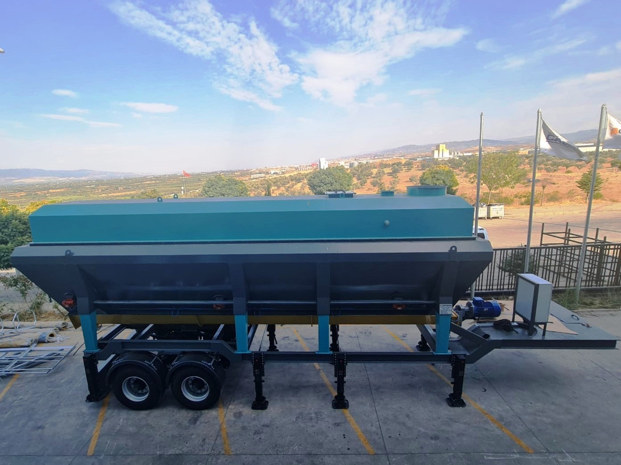 Constmach Silo à Ciment Mobile (Silo à Ciment Horizontal) - Cement silo: picture 3 Constmach Silo à Ciment Mobile (Silo à Ciment Horizontal) - Cement silo: picture 3