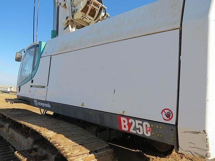 Drilling rig Casagrande B250XP-2: picture 5