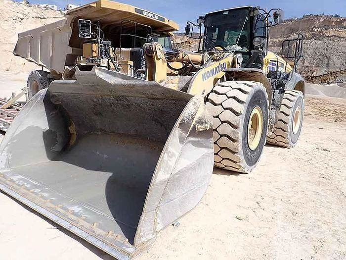 Komatsu WA475 - Wheel loader: picture 2 Komatsu WA475 - Wheel loader: picture 2