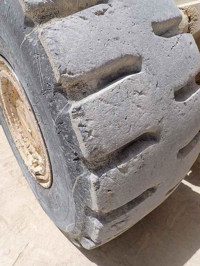 Wheel loader Komatsu WA600-8EO: picture 15