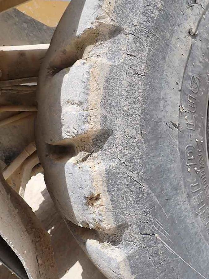 Wheel loader Komatsu WA600-8EO: picture 16