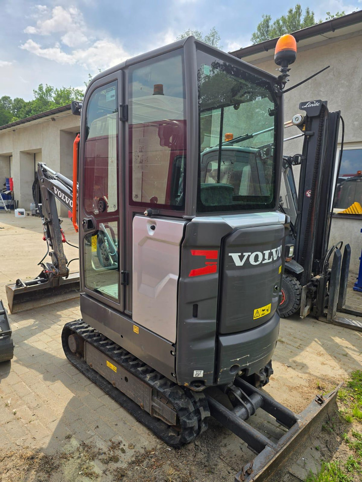 VOLVO EC 18 E - Mini excavator: picture 4 VOLVO EC 18 E - Mini excavator: picture 4