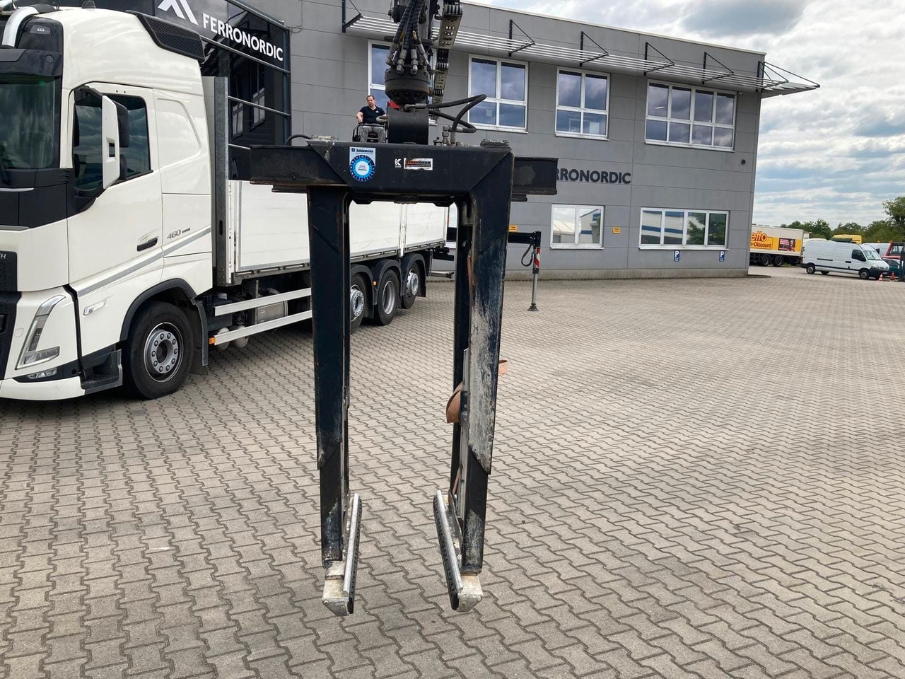 Crane truck Volvo FH460 8x2 TRIDEM VLA&NLA gelenkt*FASSI F215AS.24: picture 8