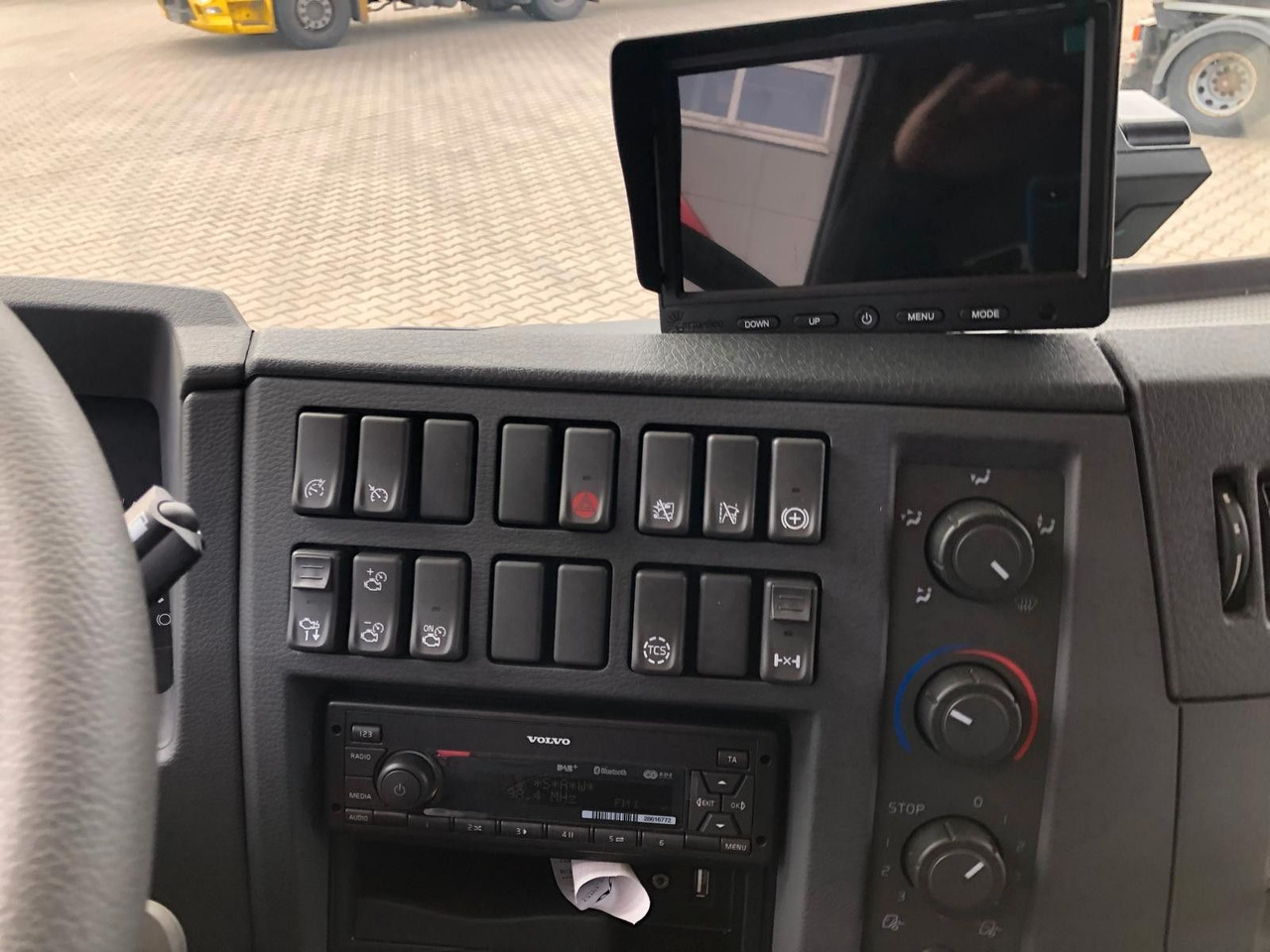 Refrigerator truck Volvo FL16.280  VollLuft*LBW *Carrier Supra850*a.Miete: picture 15