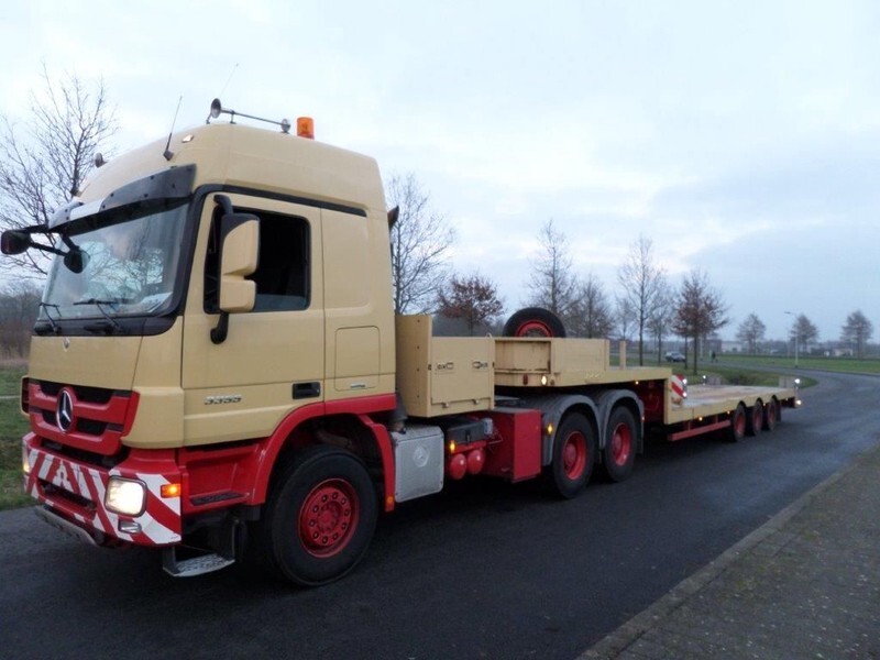 Nooteboom MCO 48-03V/L - Low loader semi-trailer: picture 1 Nooteboom MCO 48-03V/L - Low loader semi-trailer: picture 1