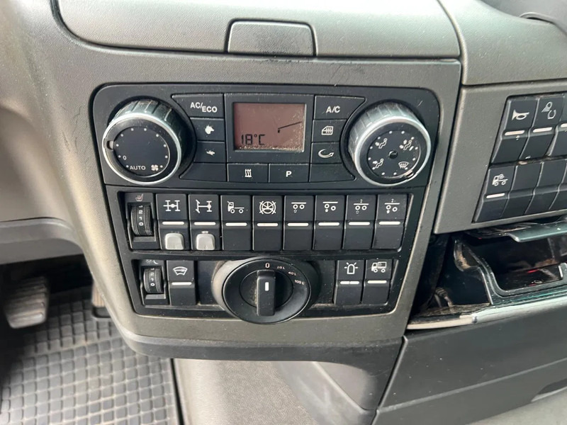 Tractor unit MAN TGX 41.560 8x4/4 BBS: picture 14 Tractor unit MAN TGX 41.560 8x4/4 BBS: picture 14