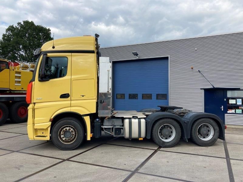 Mercedes-Benz Actros 3351 6x4 - Tractor unit: picture 4 Mercedes-Benz Actros 3351 6x4 - Tractor unit: picture 4