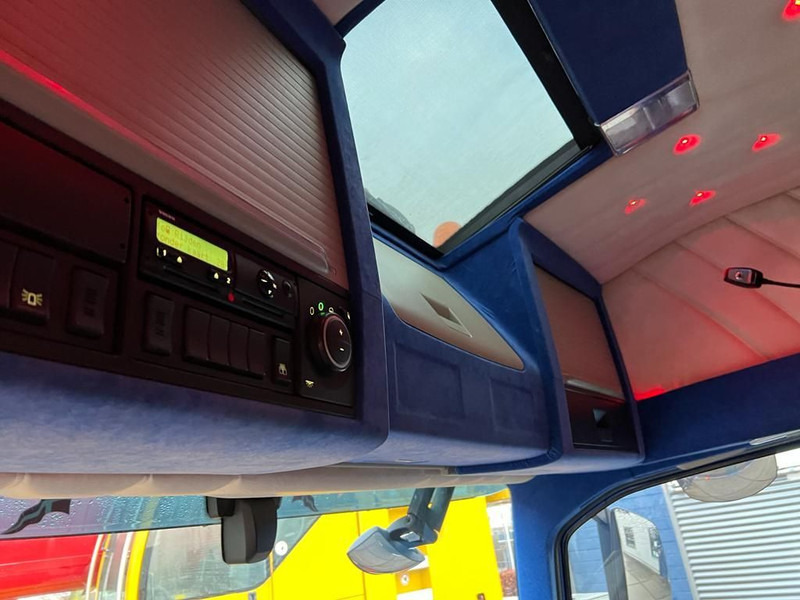 Tractor unit Volvo FH 13.500 6x4 Tandem lift: picture 9