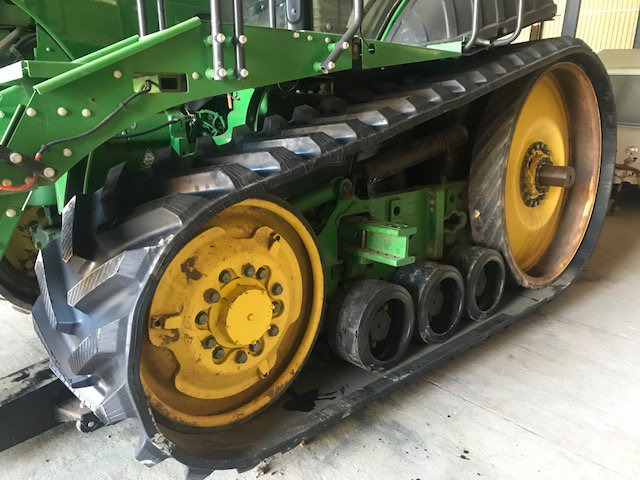 GTW TankTuff for John Deere 8000T, 9000T, 8RT, 9RT 9030T, 8RX, and 9RX series - Track for Tracked tractor: picture 4 GTW TankTuff for John Deere 8000T, 9000T, 8RT, 9RT 9030T, 8RX, and 9RX series - Track for Tracked tractor: picture 4