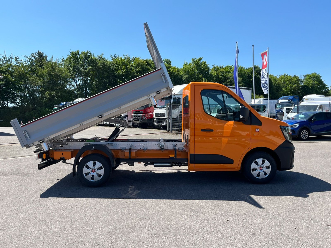 Renault Master mit JPM Dreiseitenkipper - Tipper van: picture 4 Renault Master mit JPM Dreiseitenkipper - Tipper van: picture 4