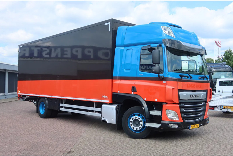 DAF CF 410 Bakwagen + DHollandia 2000kg Horsetruck Reacetruck Flowertruck - Box truck: picture 2 DAF CF 410 Bakwagen + DHollandia 2000kg Horsetruck Reacetruck Flowertruck - Box truck: picture 2