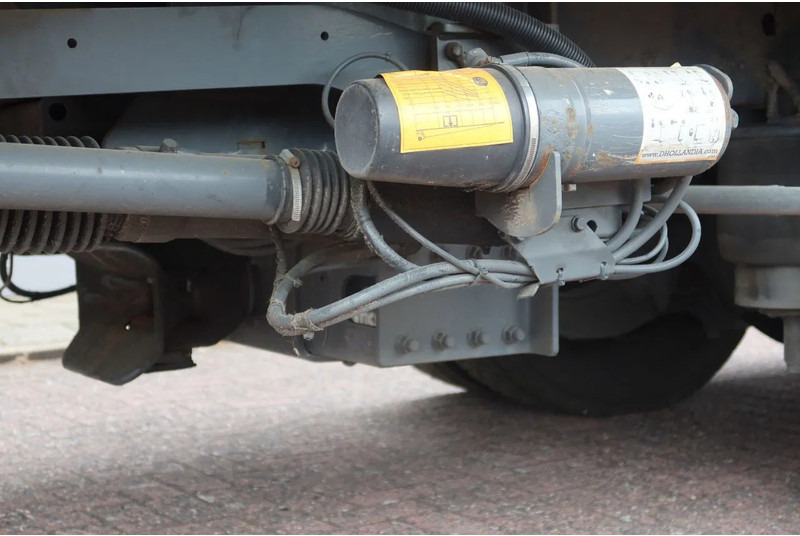 Box truck DAF CF 410 Bakwagen + Onderschuif klep: picture 15