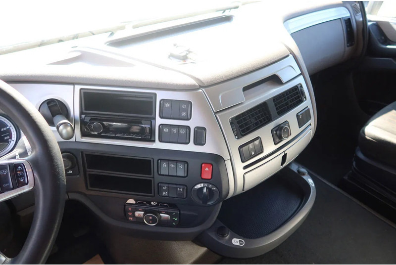 Container transporter/ Swap body truck DAF XF 106.450 Wissellaadbaksysteem / Chassis: picture 9 Container transporter/ Swap body truck DAF XF 106.450 Wissellaadbaksysteem / Chassis: picture 9