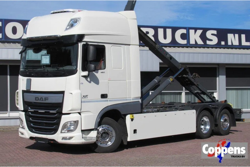 DAF XF 460 Haakarm Euro 6 - Hook lift truck: picture 1 DAF XF 460 Haakarm Euro 6 - Hook lift truck: picture 1