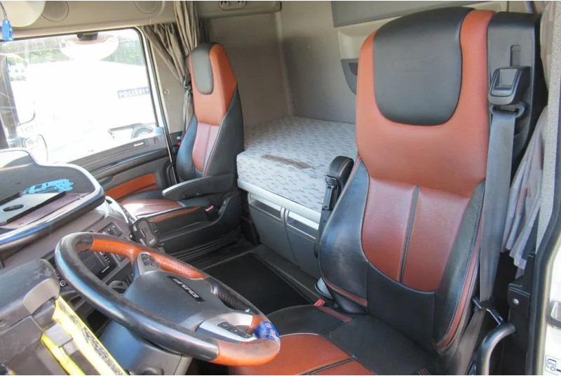 DAF XF 460 Haakarm Euro 6 - Hook lift truck: picture 5 DAF XF 460 Haakarm Euro 6 - Hook lift truck: picture 5