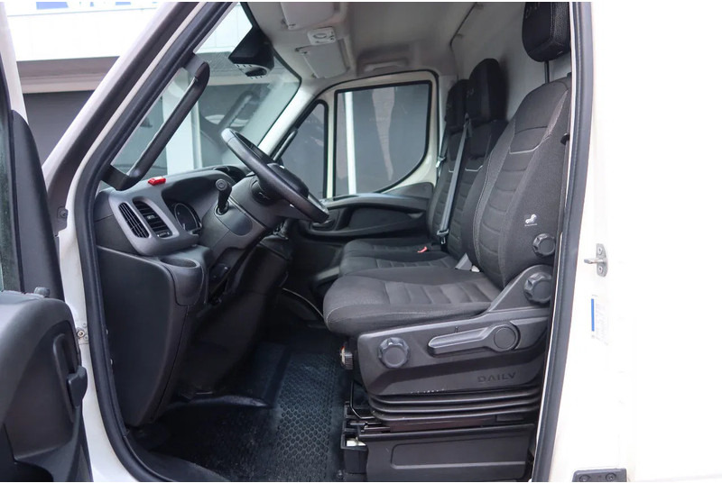 Iveco 70-C 18 Automaat L3H3 C RIJBEWIJS - Panel van: picture 5 Iveco 70-C 18 Automaat L3H3 C RIJBEWIJS - Panel van: picture 5