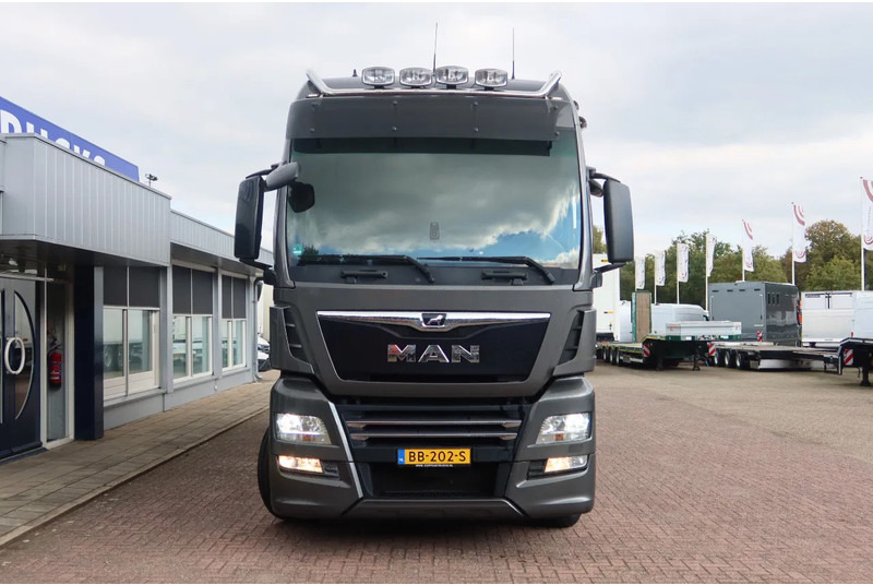 MAN TGX 26.500 6x2 Bak + Klep 3000 KG, FULL AIR SUSPENSION, SKY- LIGHTS. - Box truck: picture 4 MAN TGX 26.500 6x2 Bak + Klep 3000 KG, FULL AIR SUSPENSION, SKY- LIGHTS. - Box truck: picture 4