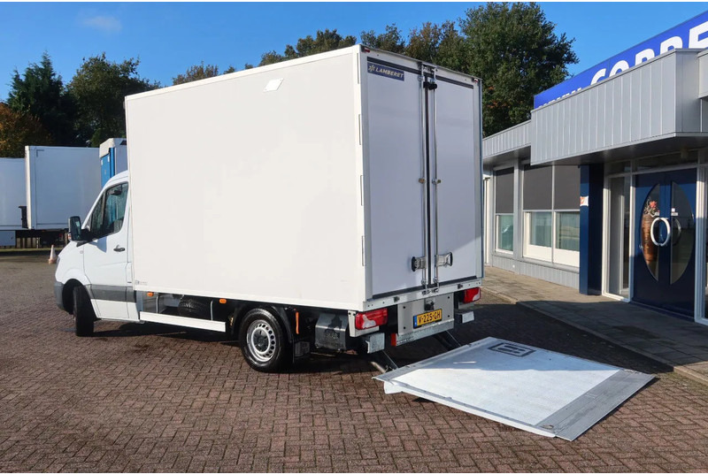 Mercedes-Benz Sprinter 316 CDI Carrier Koel/Vries Bak+Klep. Dag en nacht aansluiting - Refrigerated van: picture 3 Mercedes-Benz Sprinter 316 CDI Carrier Koel/Vries Bak+Klep. Dag en nacht aansluiting - Refrigerated van: picture 3