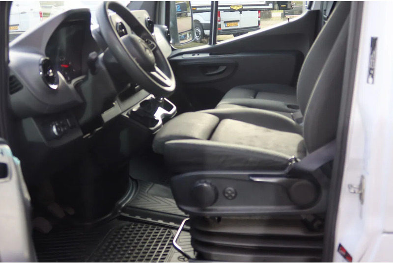 Mercedes-Benz Sprinter 519 CDI B.E. Koel Combi + Laadklep 1000kg Met Stekker 220 Volt - Refrigerated van: picture 5 Mercedes-Benz Sprinter 519 CDI B.E. Koel Combi + Laadklep 1000kg Met Stekker 220 Volt - Refrigerated van: picture 5