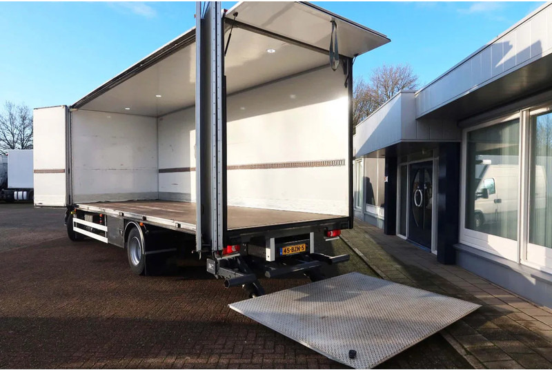 Renault D250 Bakwagen + Laadklep Deuren - Box truck: picture 4 Renault D250 Bakwagen + Laadklep Deuren - Box truck: picture 4