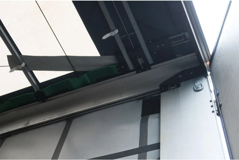 Wielton Mega Trailer with Terberg King Lifter contruction. Kooiaap aansluiting € 17.950.- netto. - Curtainsider semi-trailer: picture 5 Wielton Mega Trailer with Terberg King Lifter contruction. Kooiaap aansluiting € 17.950.- netto. - Curtainsider semi-trailer: picture 5